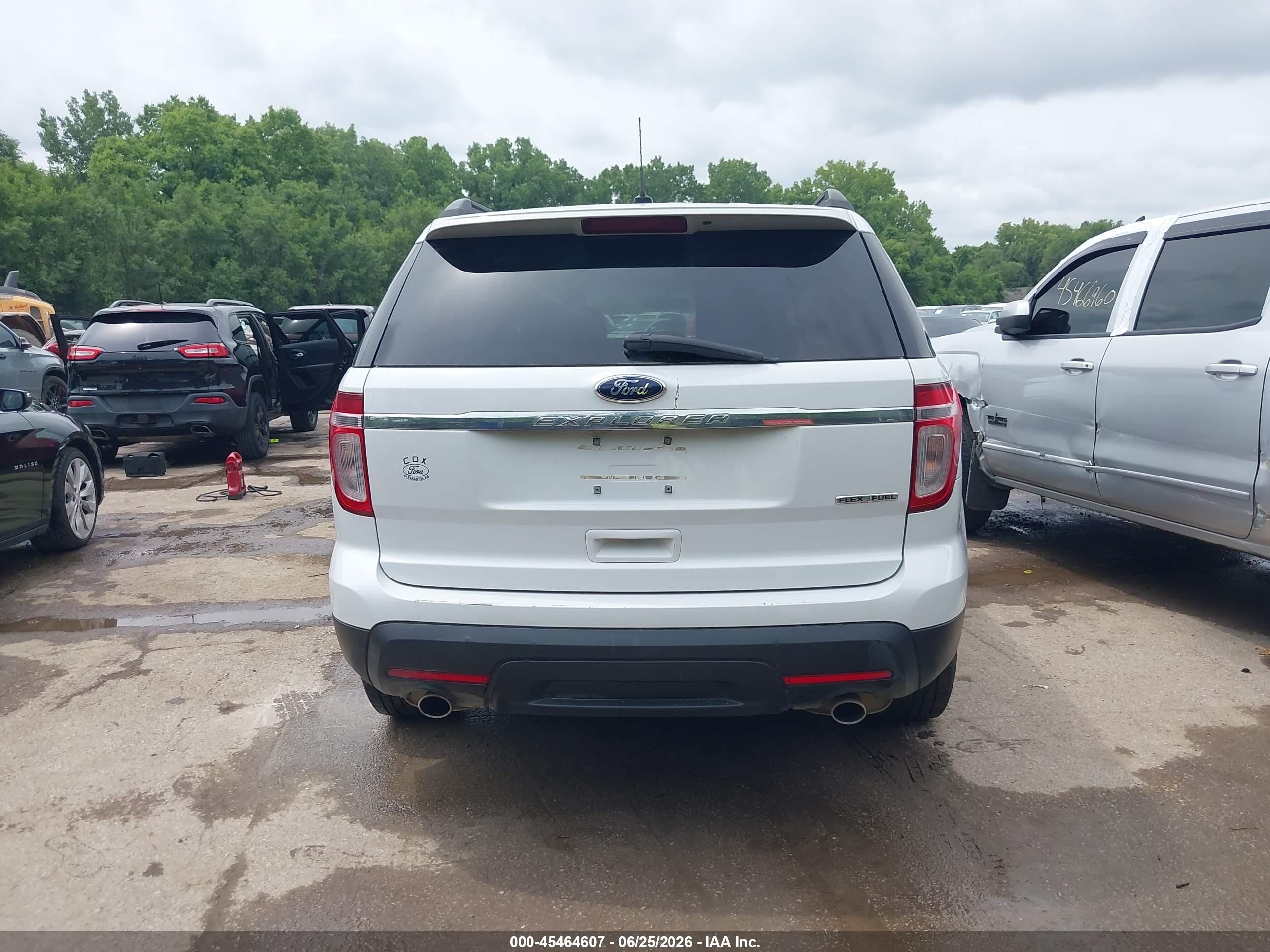 2014 Ford Explorer White vin: 1FM5K7B83EGC47583