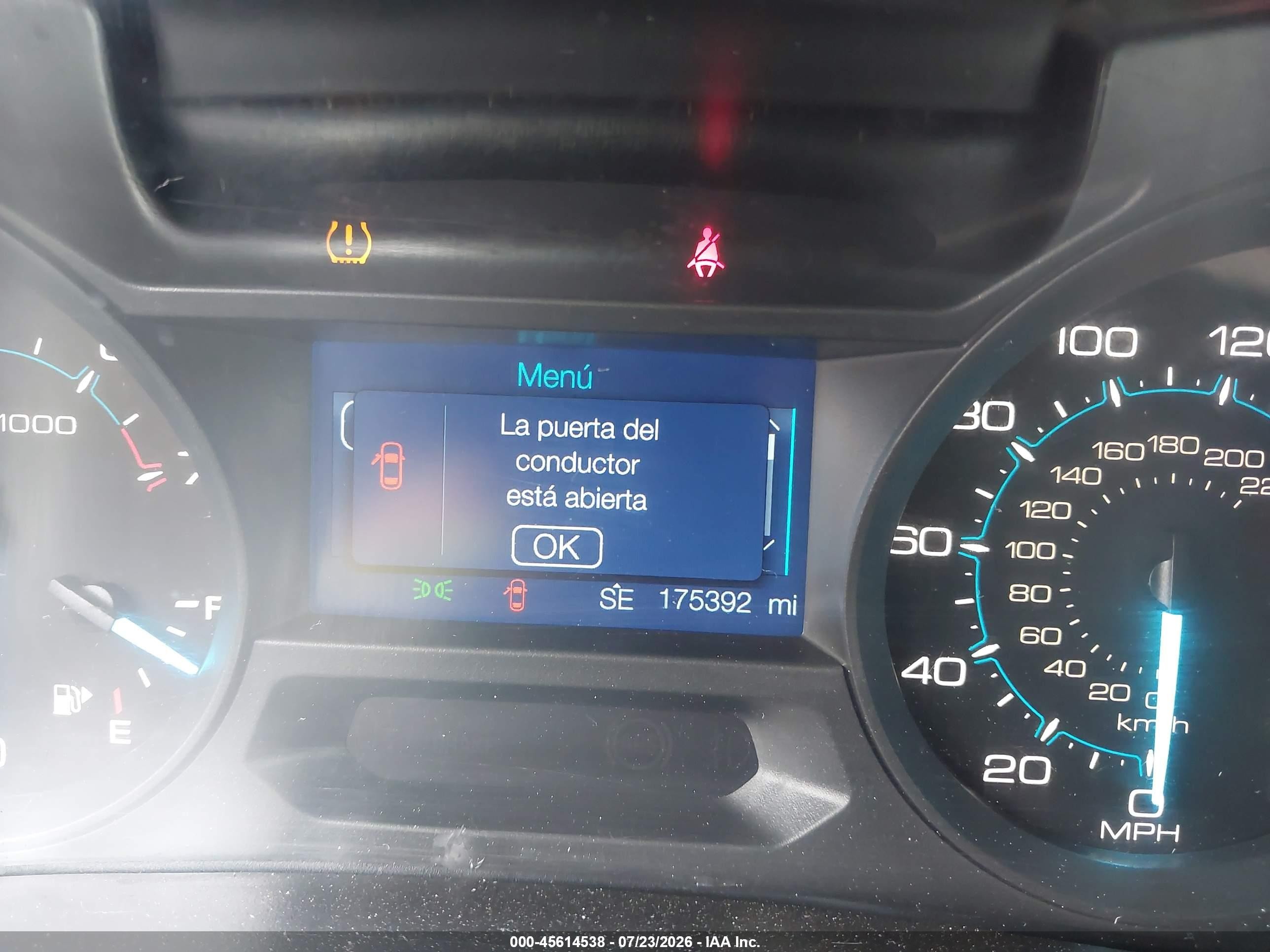 2015 Ford Explorer   White vin: 1FM5K7B83FGA51483
