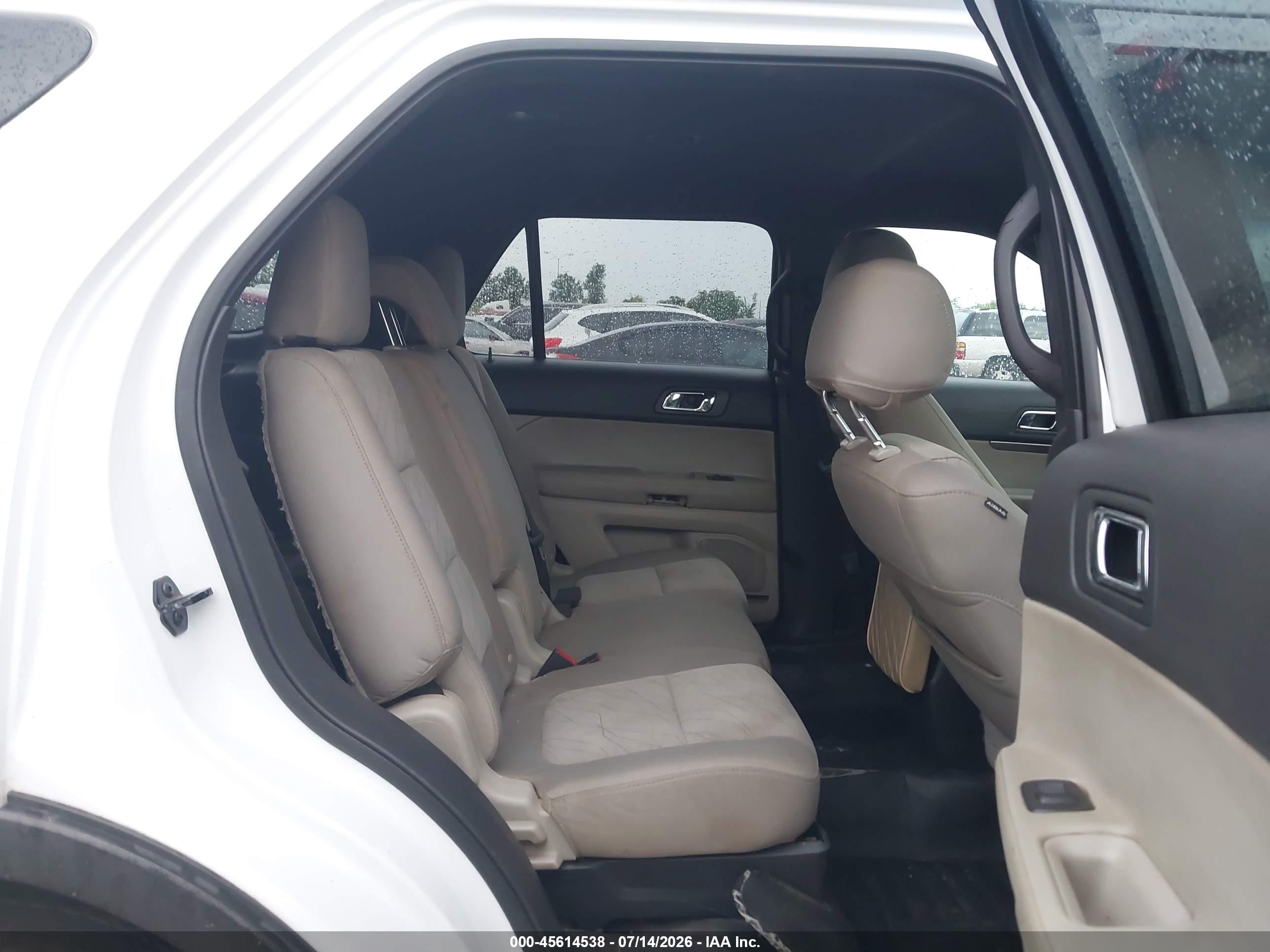 2015 Ford Explorer   White vin: 1FM5K7B83FGA51483