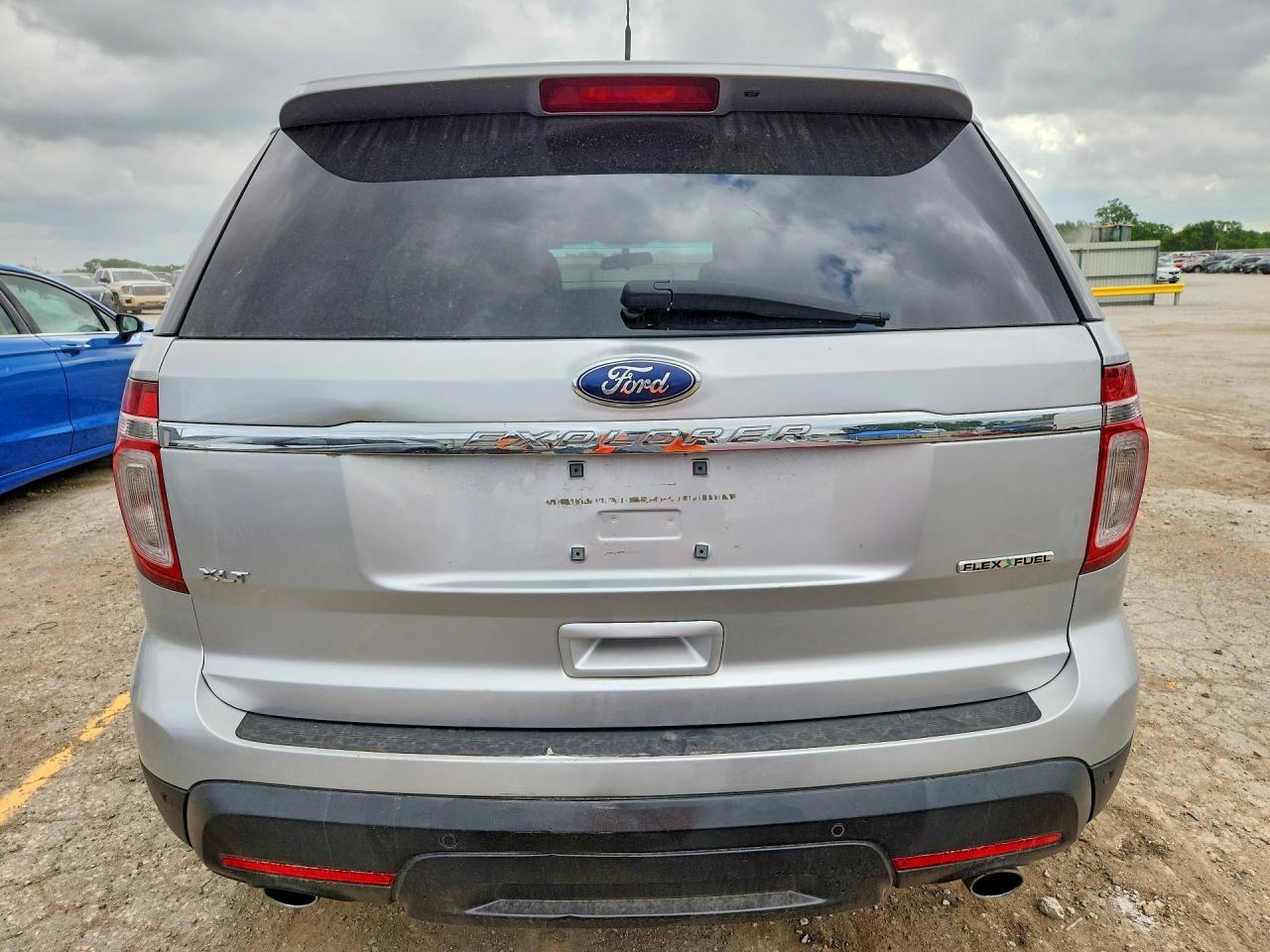 2015 Ford Explorer Xlt Fwd Silver vin: 1FM5K7B83FGA54352