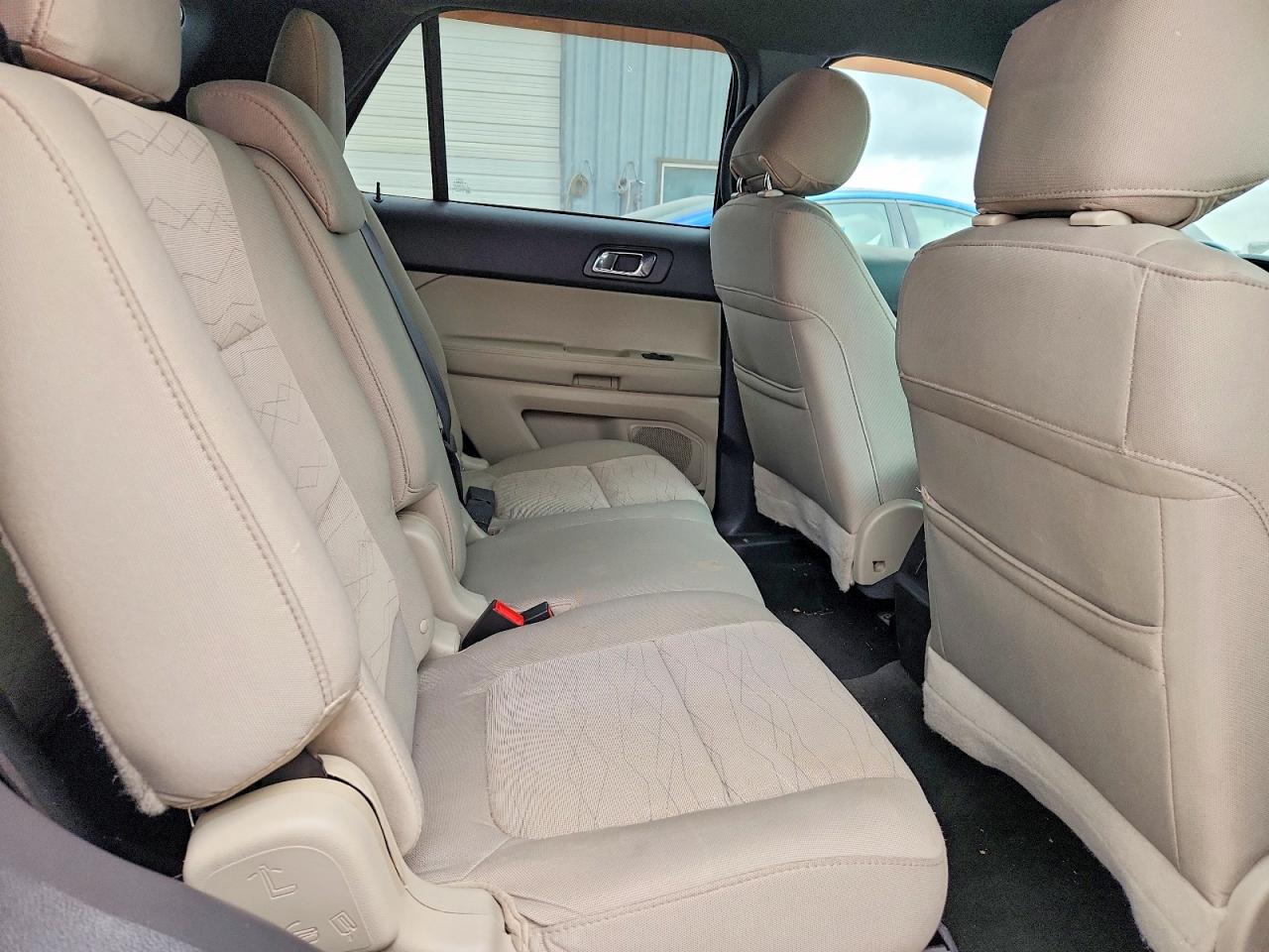 2015 Ford Explorer Xlt Fwd Silver vin: 1FM5K7B83FGA54352