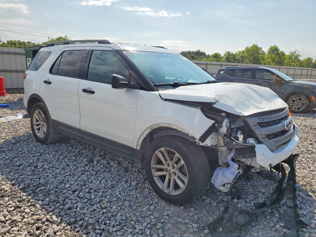 2015 Ford Explorer White vin: 1FM5K7B83FGB06854