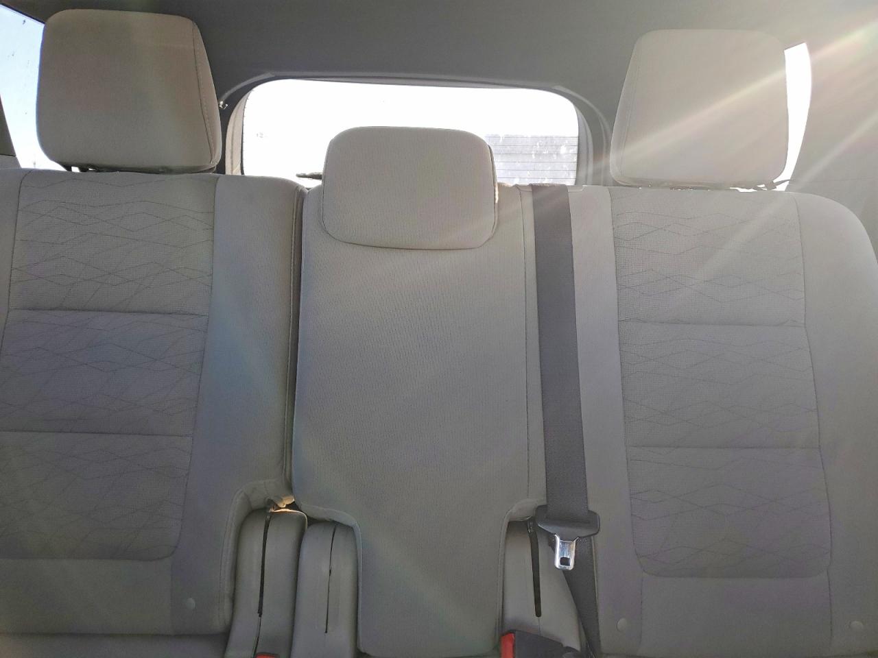 2014 Ford Explorer White vin: 1FM5K7B84EGA18054