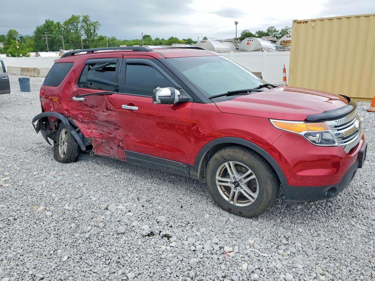 2014 Ford Explorer Красный vin: 1FM5K7B84EGB16632