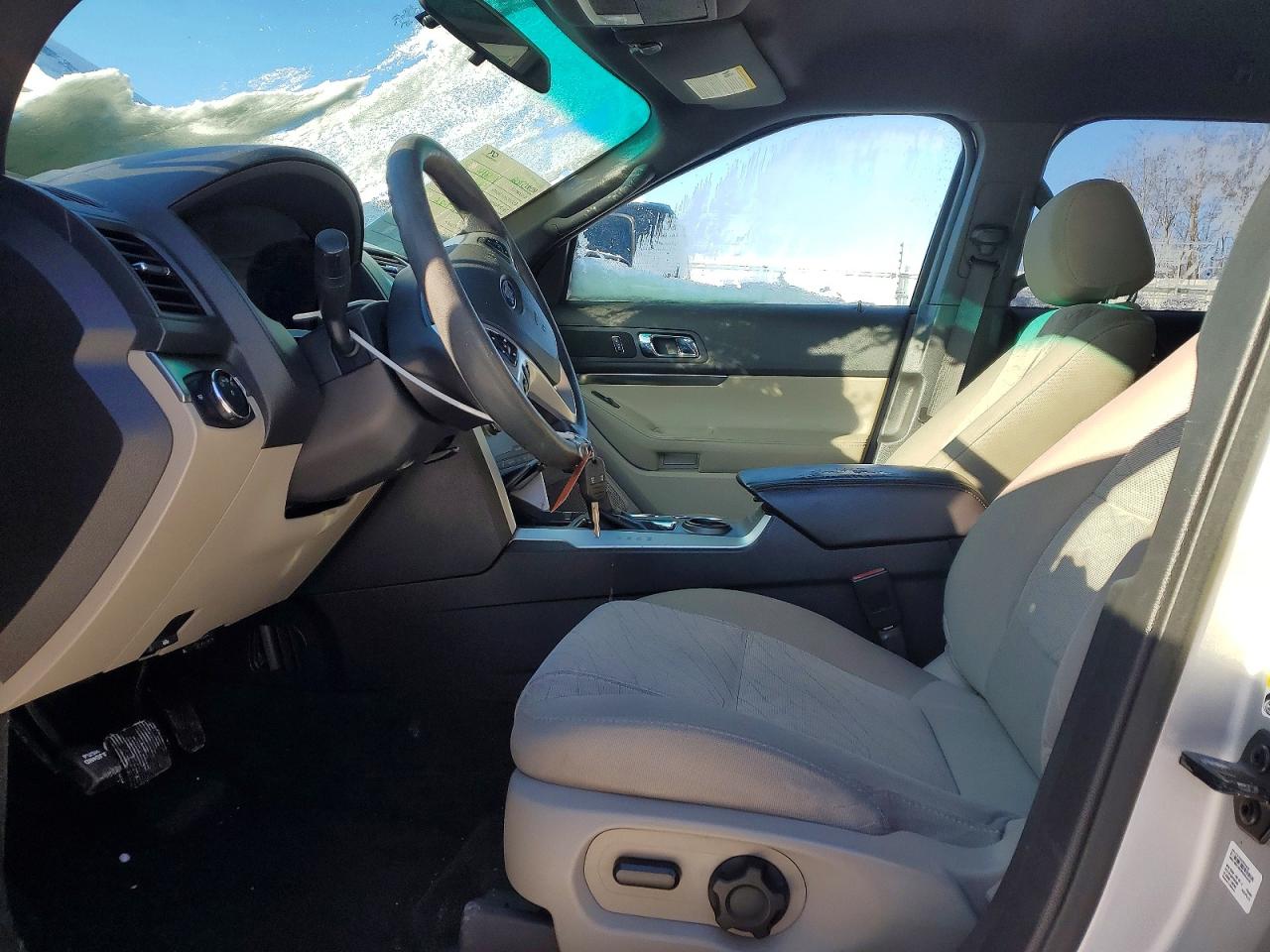 2015 Ford Explorer Silver vin: 1FM5K7B84FGA53081