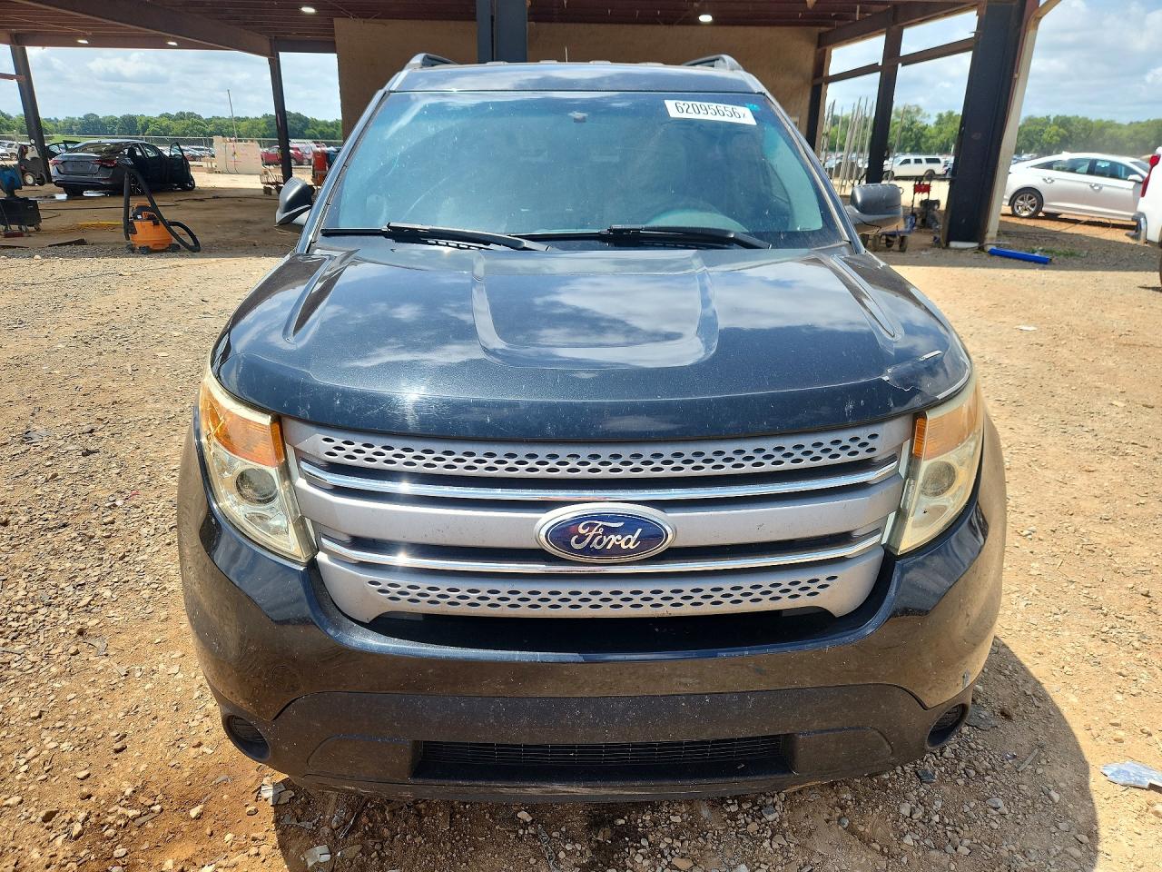 2015 Ford Explorer Черный vin: 1FM5K7B84FGA61598
