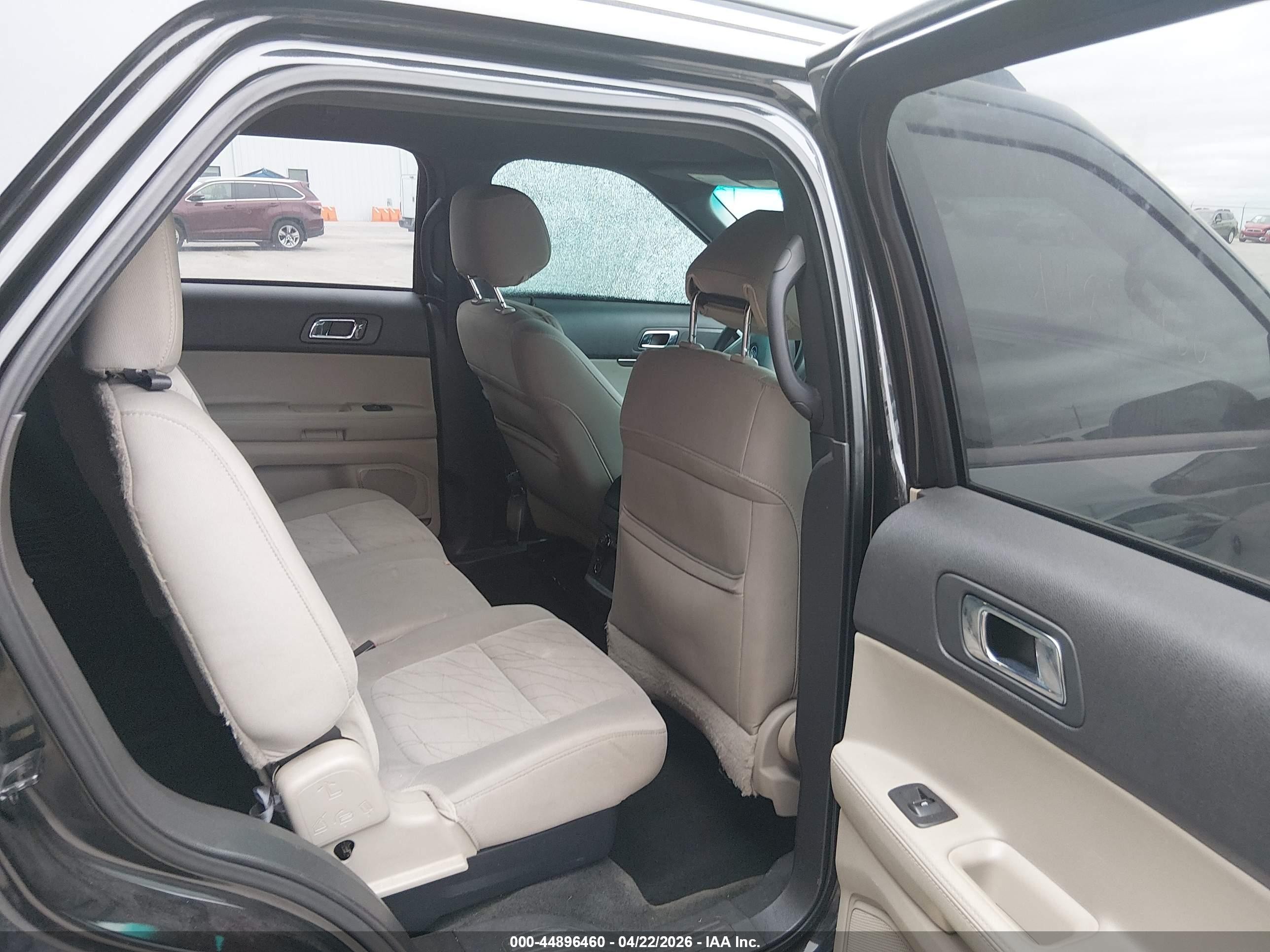 2013 Ford Explorer   Black vin: 1FM5K7B85DGC39208