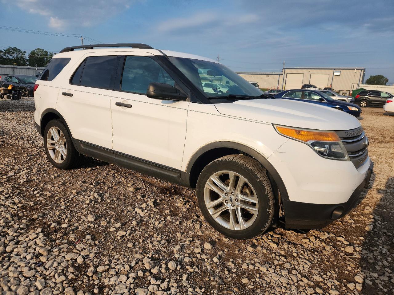 2015 Ford Explorer White vin: 1FM5K7B85FGA84498