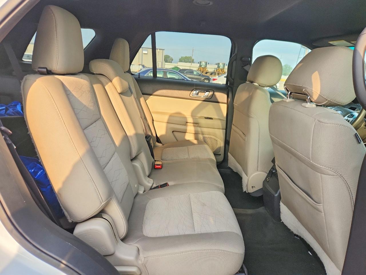 2015 Ford Explorer White vin: 1FM5K7B85FGA84498