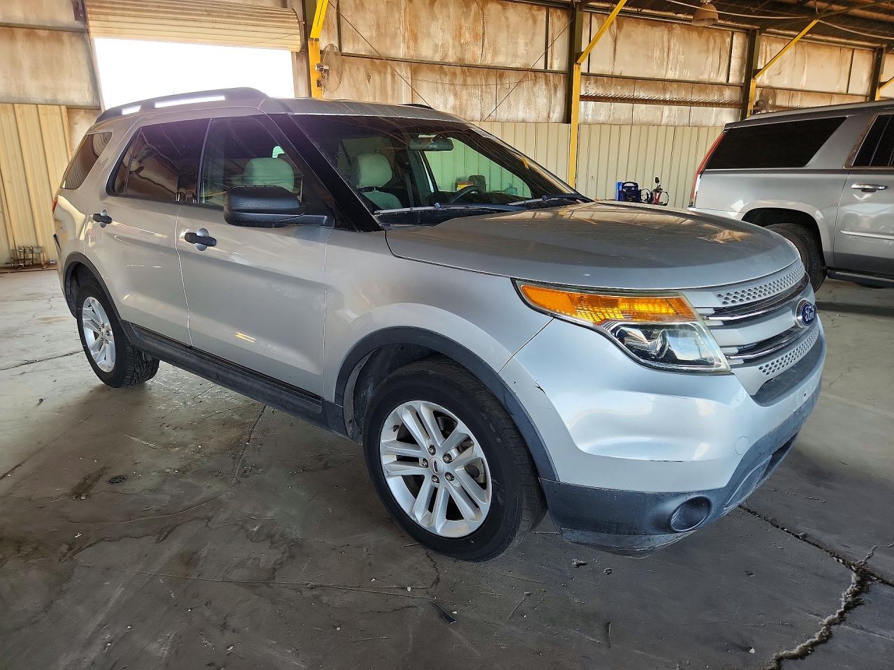 2015 Ford Explorer Silver vin: 1FM5K7B85FGB13207