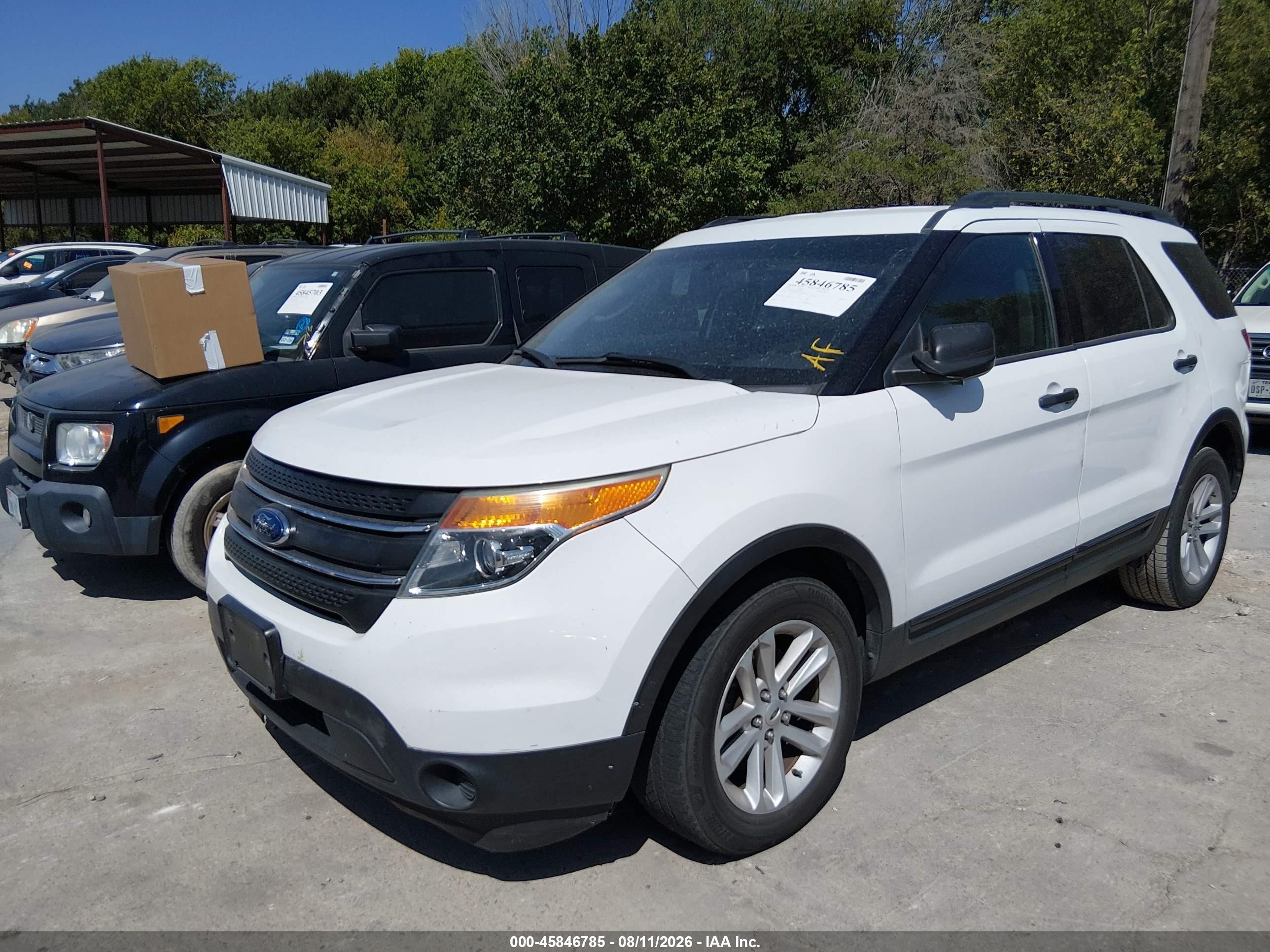 2015 Ford Explorer   White vin: 1FM5K7B85FGC04607