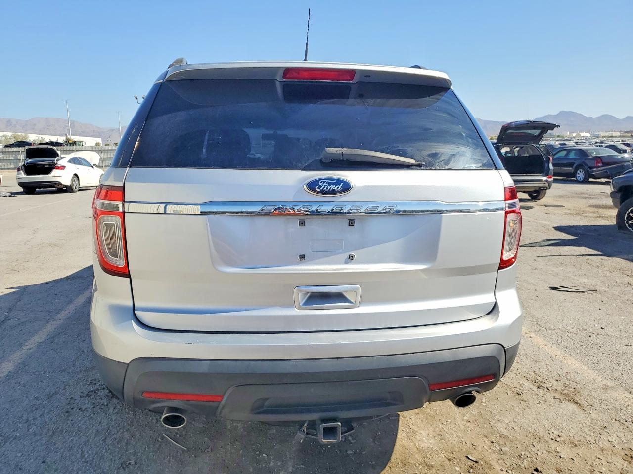 2014 Ford Explorer Silver vin: 1FM5K7B86EGA44087
