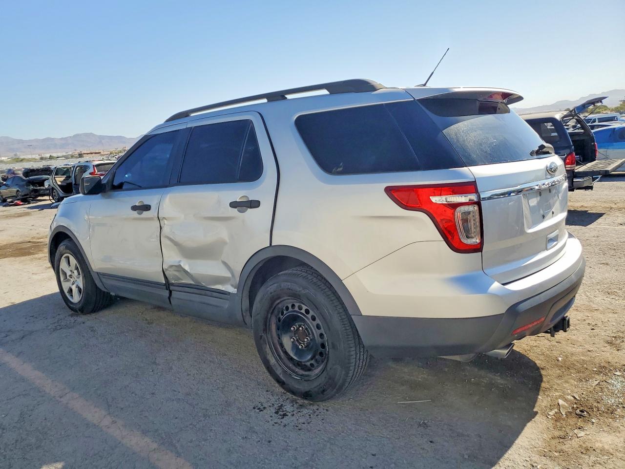 2014 Ford Explorer Silver vin: 1FM5K7B86EGA44087