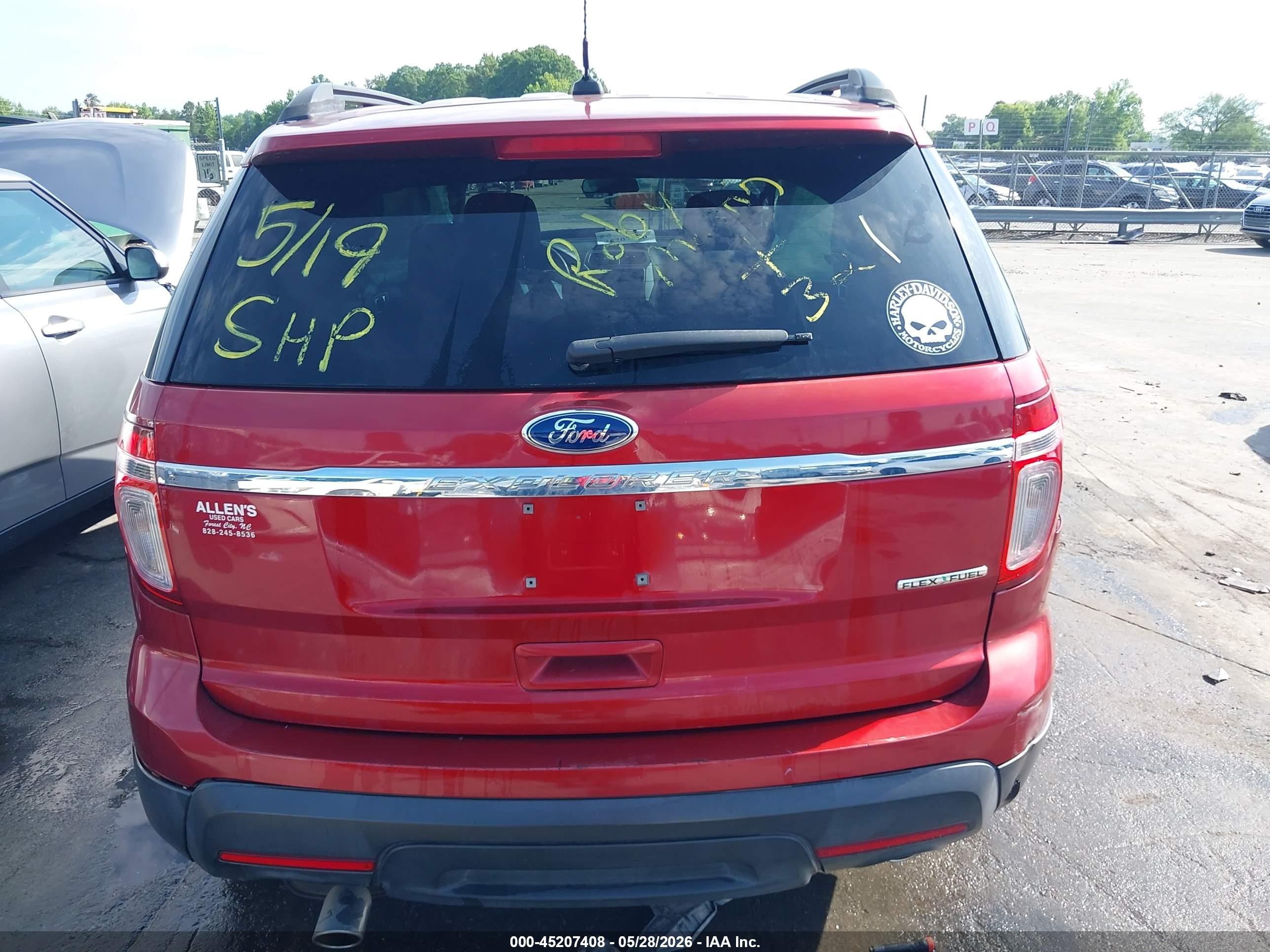2015 Ford Explorer   Maroon vin: 1FM5K7B86FGA24598