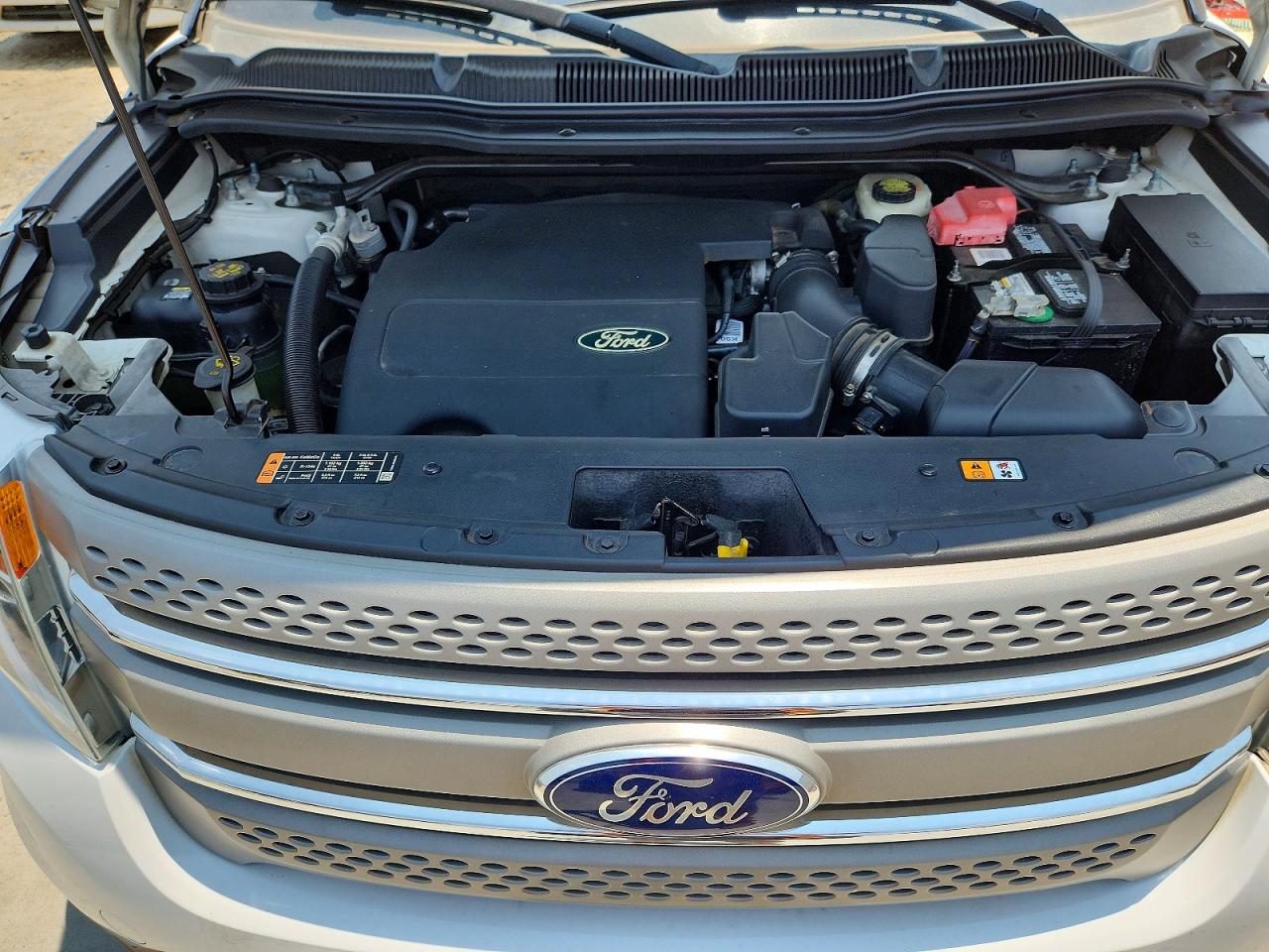 2015 Ford Explorer White vin: 1FM5K7B86FGB36754