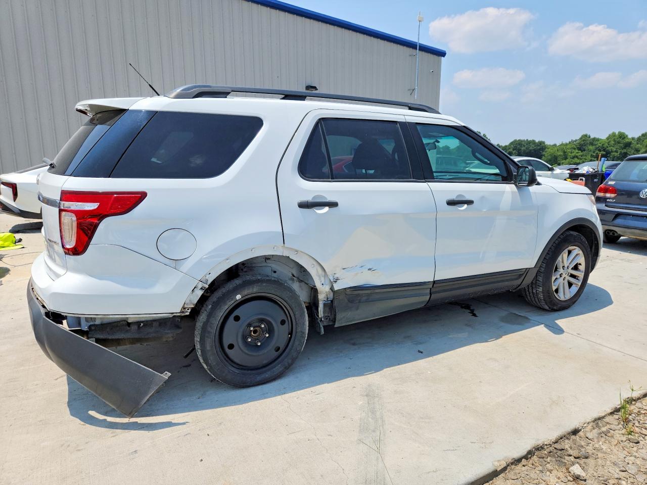 2015 Ford Explorer White vin: 1FM5K7B86FGB36754