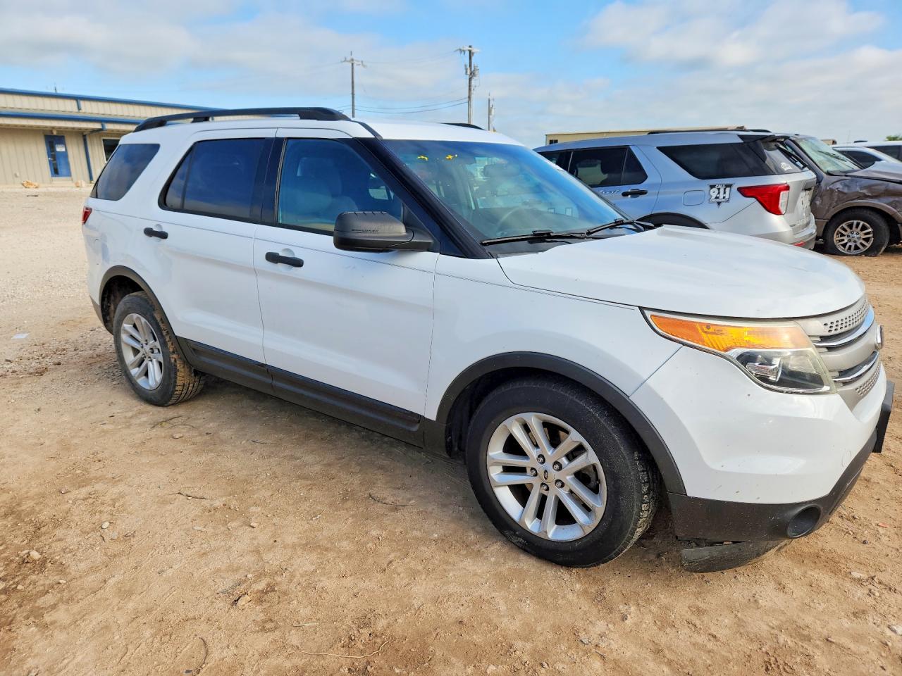 2015 Ford Explorer White vin: 1FM5K7B86FGC24431