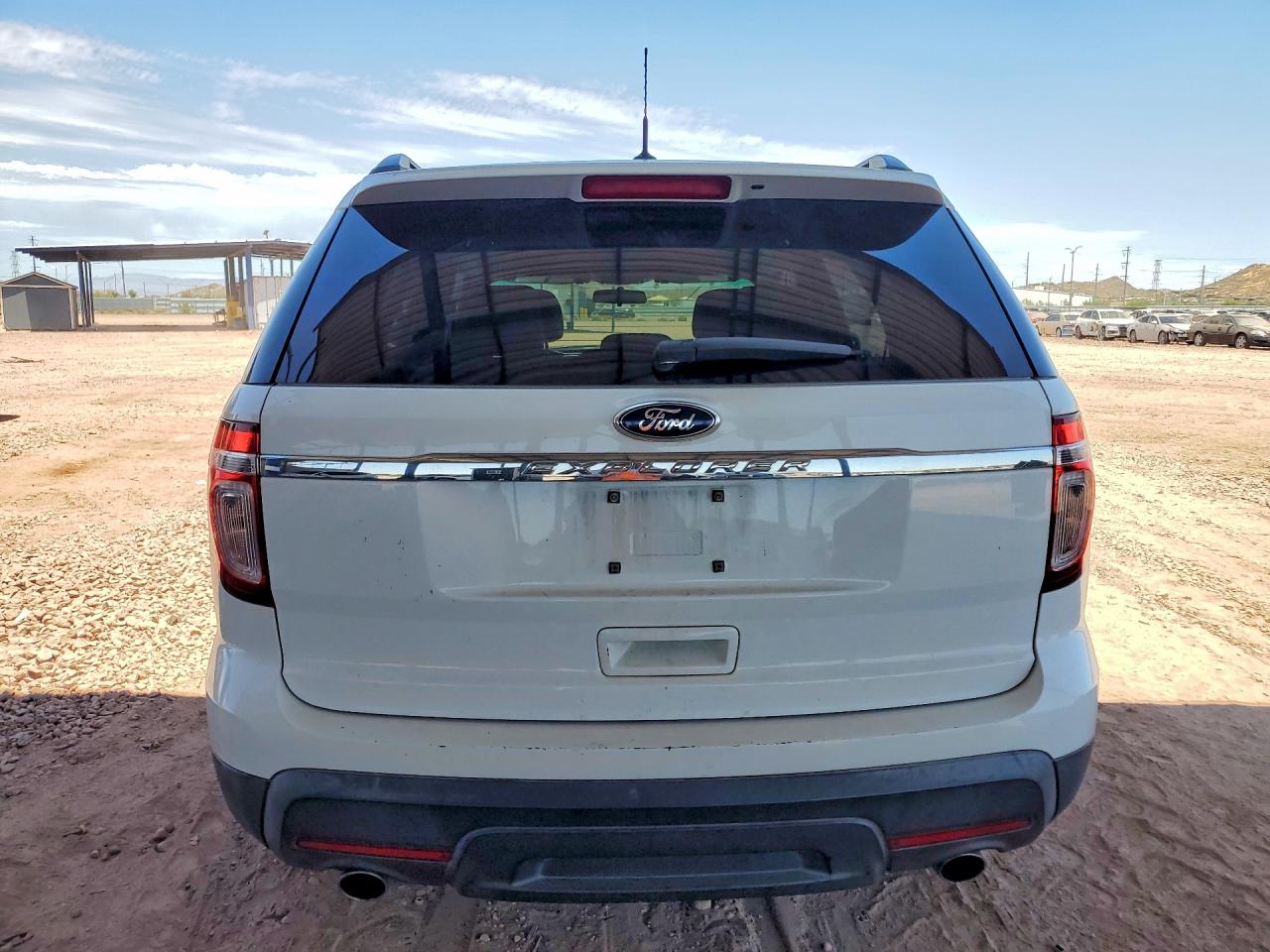 2013 Ford Explorer White vin: 1FM5K7B87DGC61789