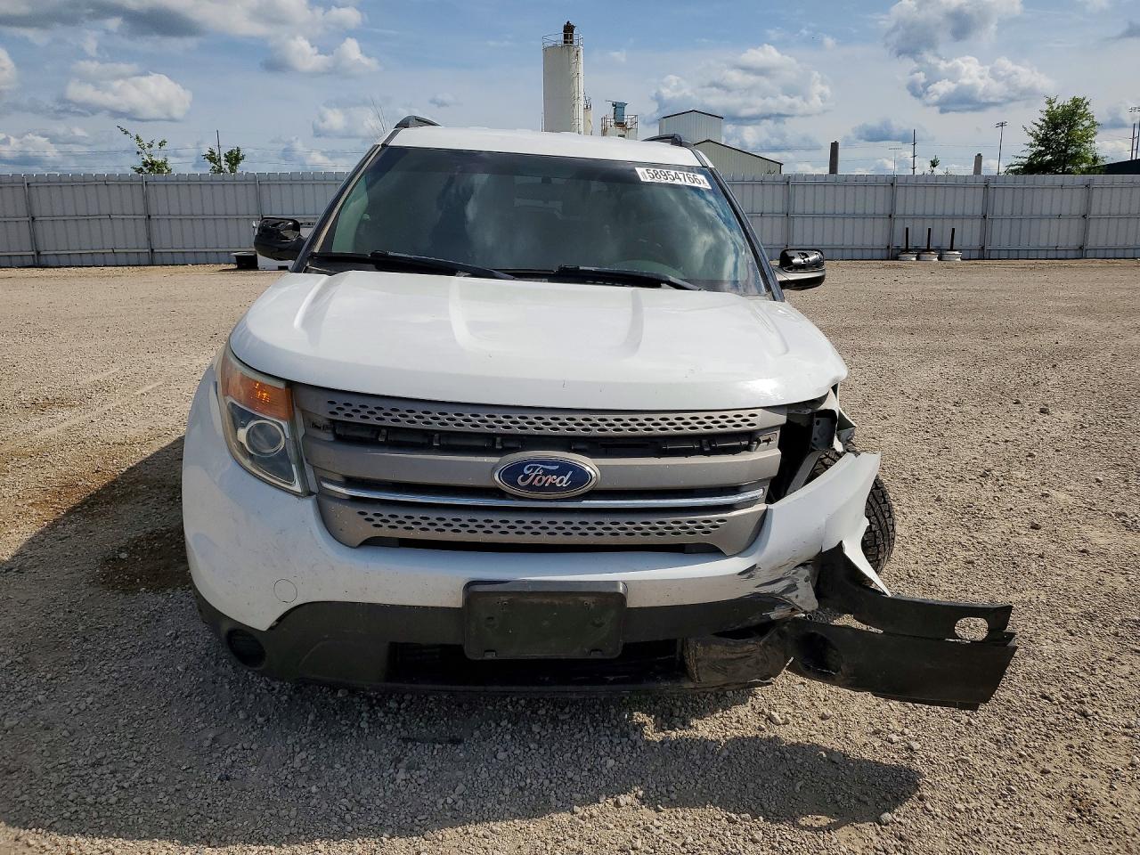 2014 Ford Explorer White vin: 1FM5K7B87EGC00721