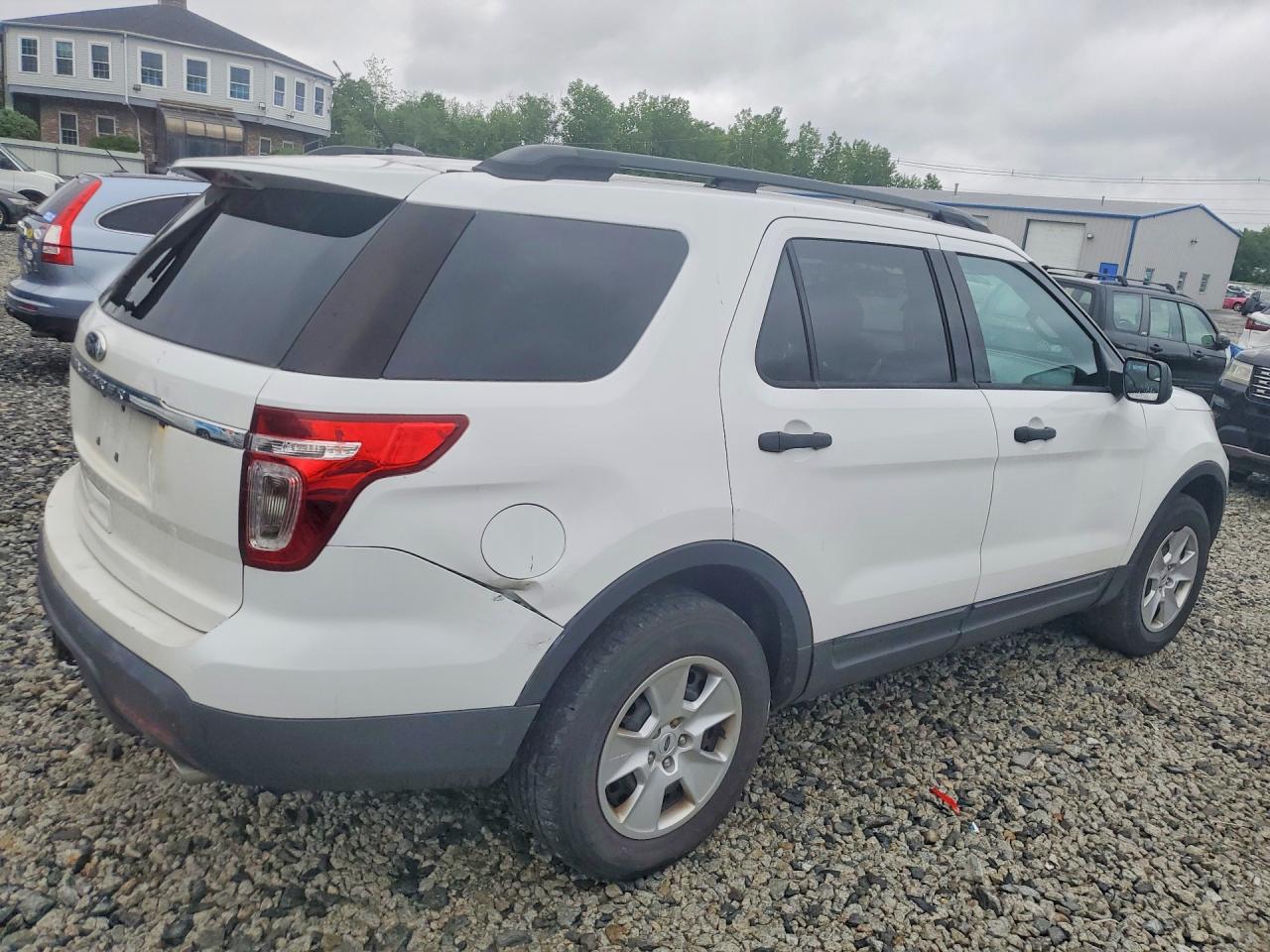 2013 Ford Explorer White vin: 1FM5K7B88DGA77512