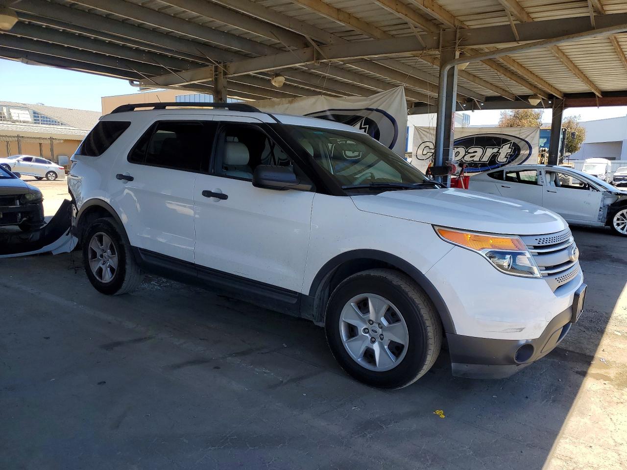 2013 Ford Explorer Белый vin: 1FM5K7B88DGB93776