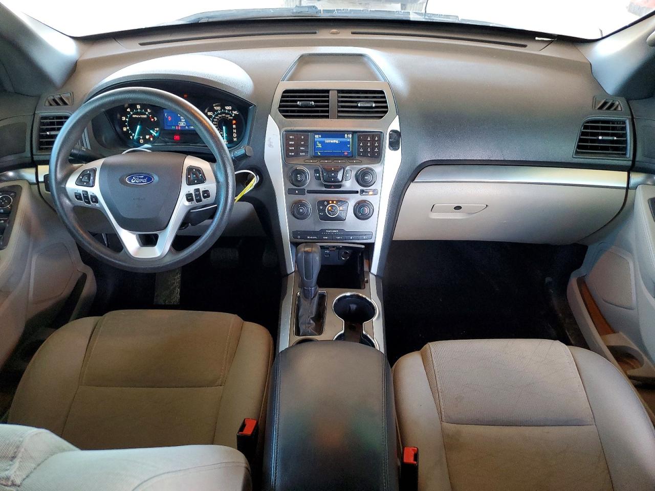 2014 Ford Explorer Silver vin: 1FM5K7B88EGC19777