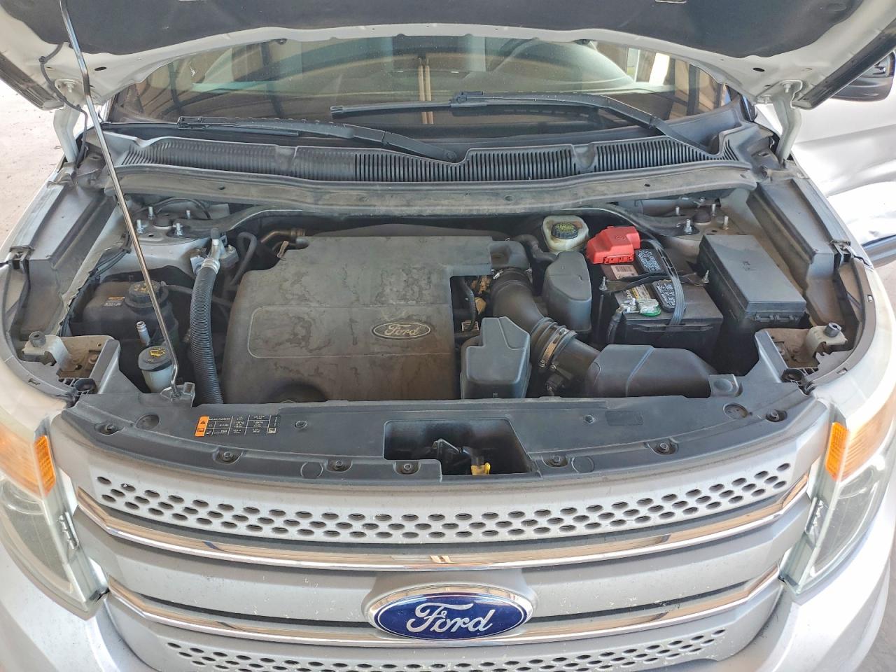 2014 Ford Explorer Silver vin: 1FM5K7B88EGC19777