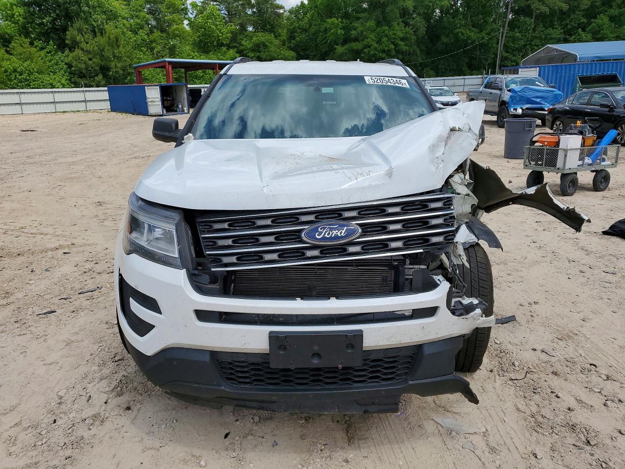 2017 Ford Explorer White vin: 1FM5K7B88HGD65049
