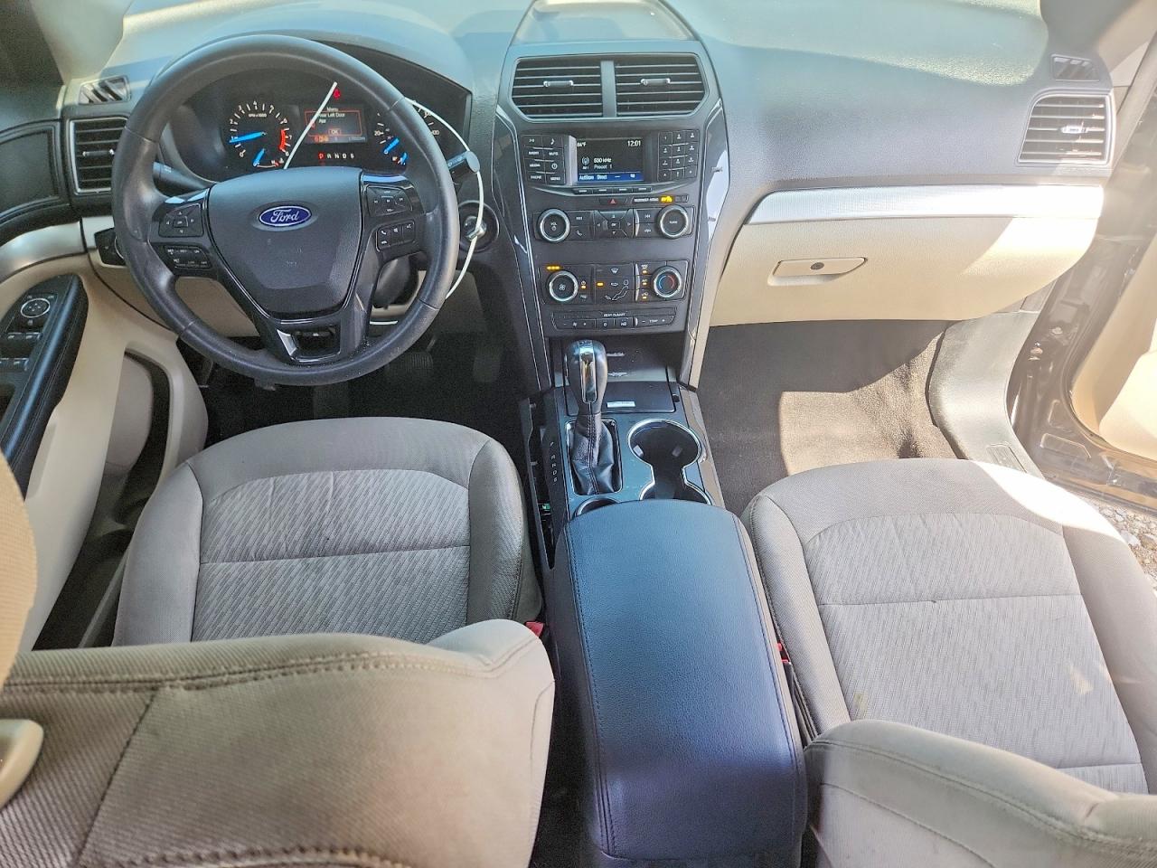 2018 Ford Explorer Black vin: 1FM5K7B88JGC67483