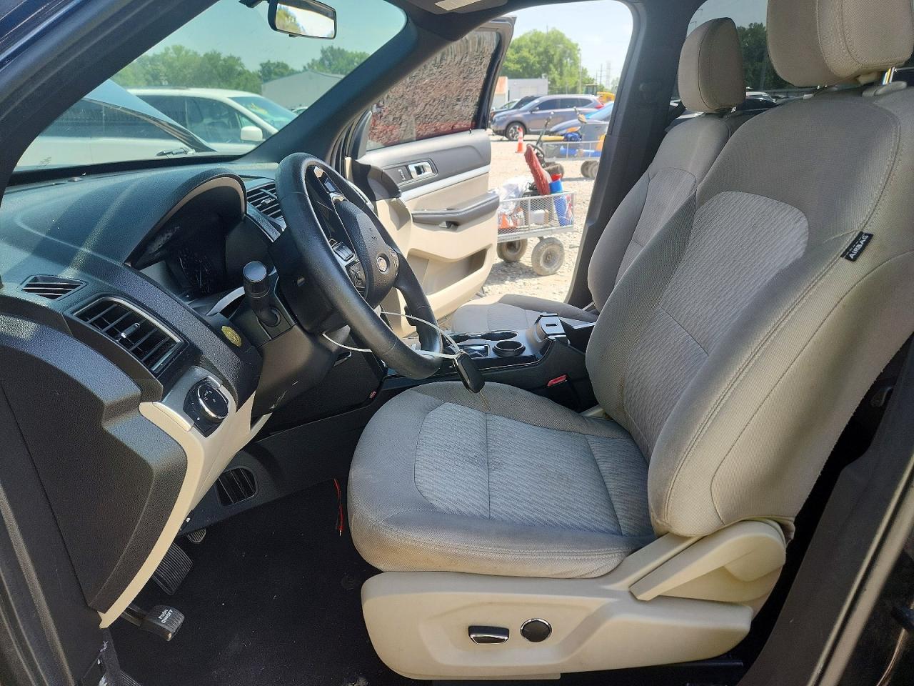 2018 Ford Explorer Black vin: 1FM5K7B88JGC67483
