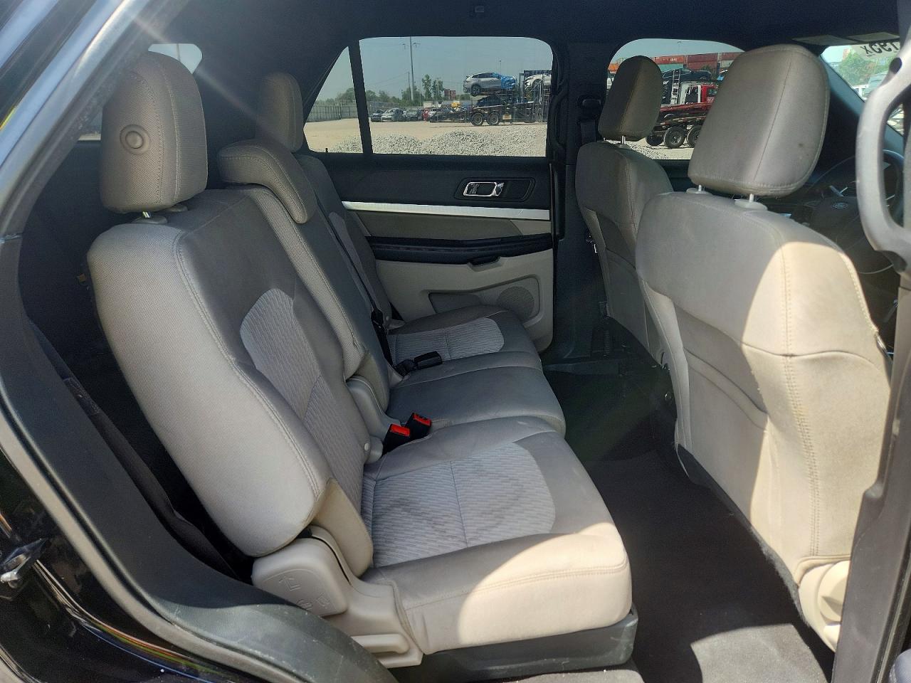 2018 Ford Explorer Black vin: 1FM5K7B88JGC67483
