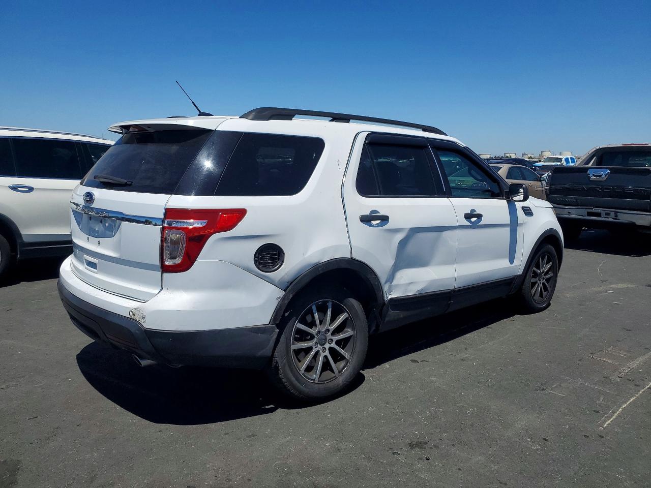 2013 Ford Explorer White vin: 1FM5K7B89DGA67829