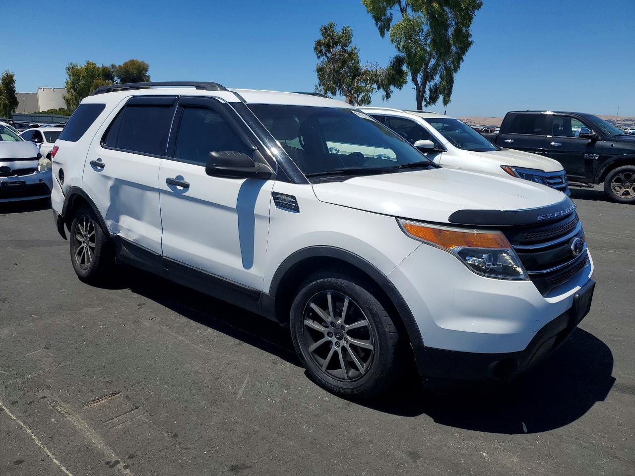 2013 Ford Explorer White vin: 1FM5K7B89DGA67829