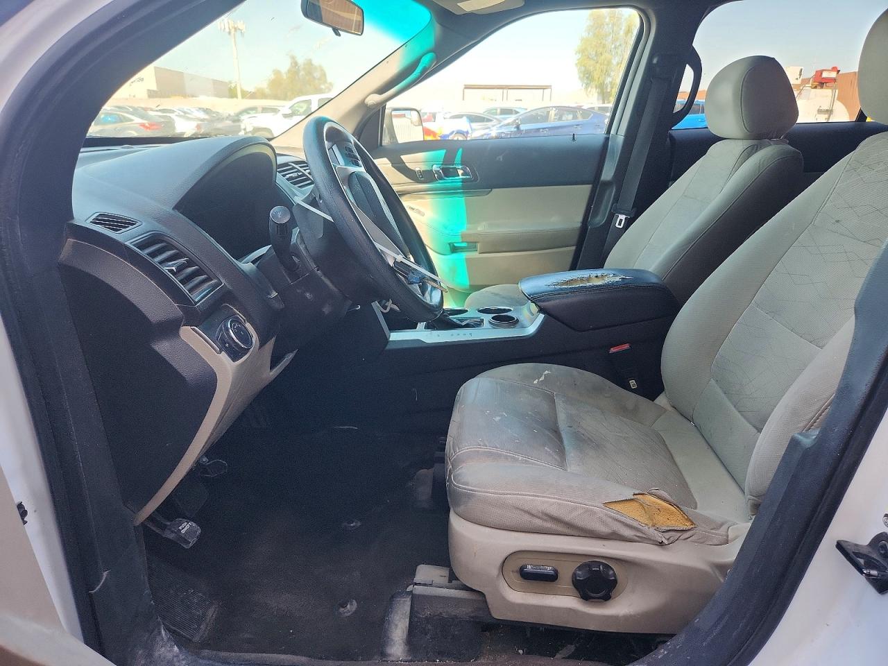 2014 Ford Explorer White vin: 1FM5K7B89EGA27946