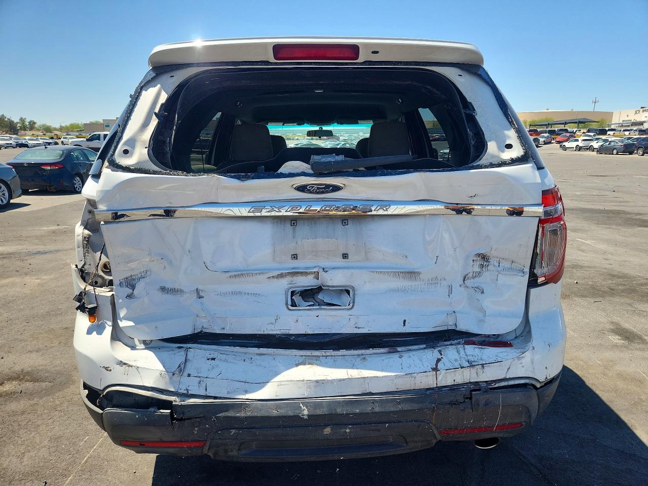 2014 Ford Explorer White vin: 1FM5K7B89EGA27946
