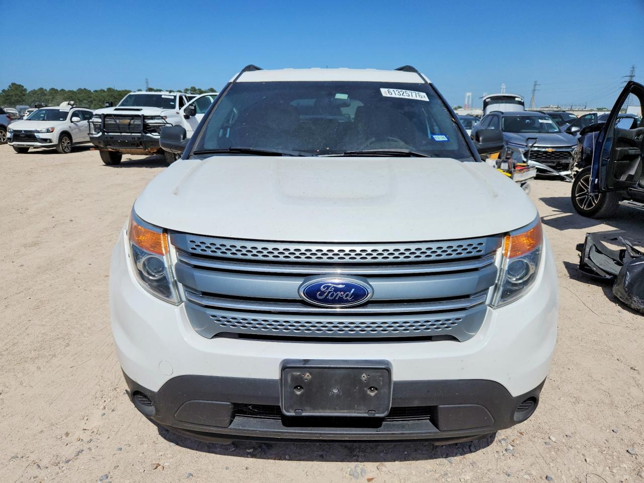 2014 Ford Explorer White vin: 1FM5K7B89EGA43211