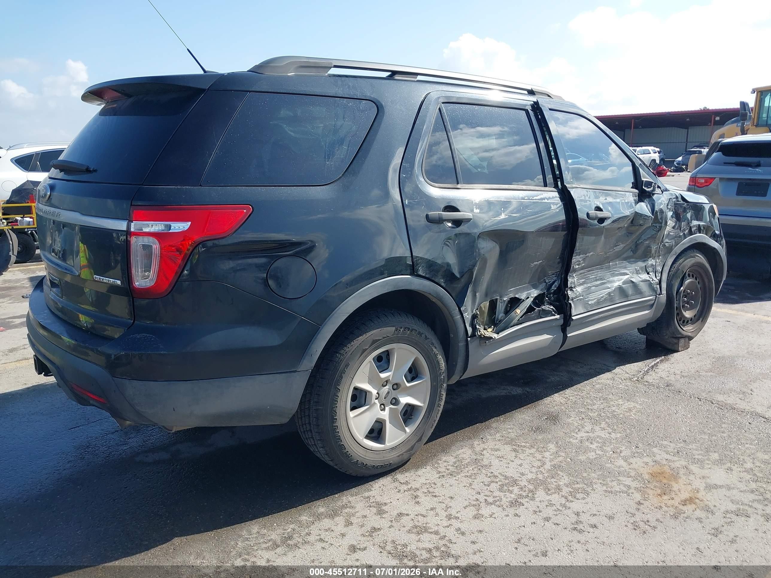 2014 Ford Explorer   Black vin: 1FM5K7B89EGA76516