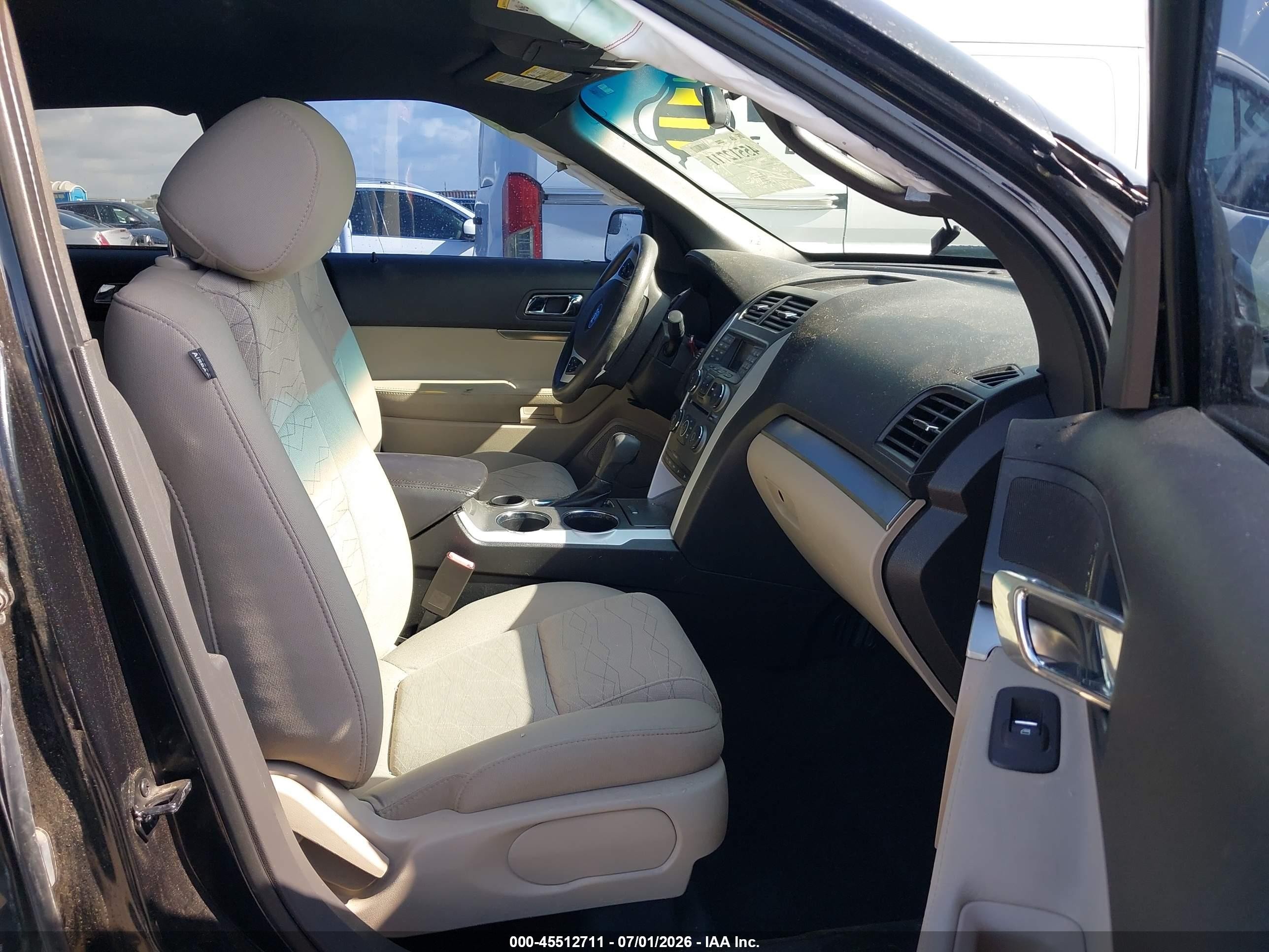 2014 Ford Explorer   Black vin: 1FM5K7B89EGA76516