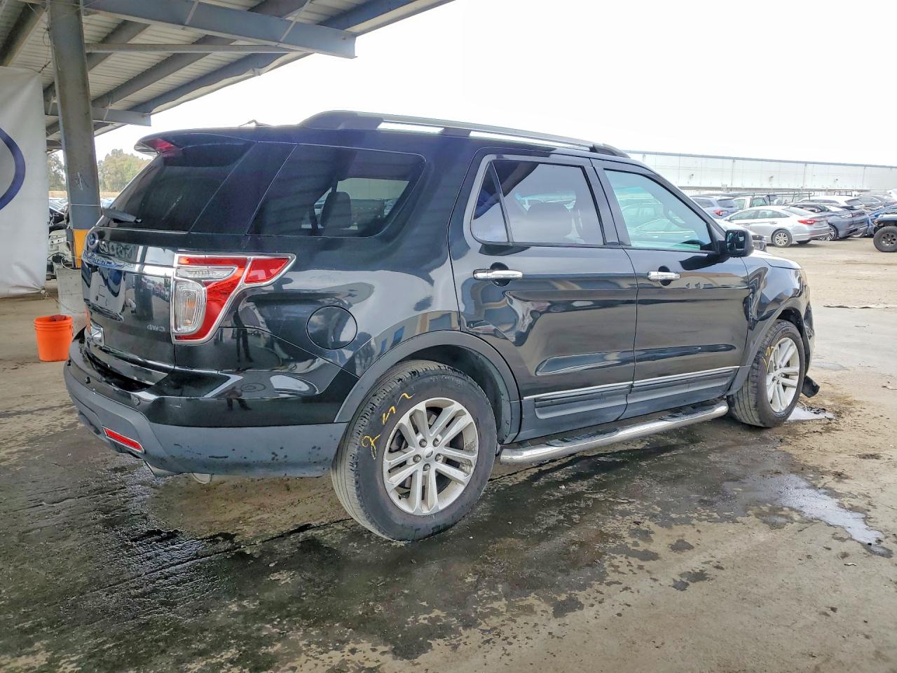 2013 Ford Explorer Black vin: 1FM5K7B8XDGA08045