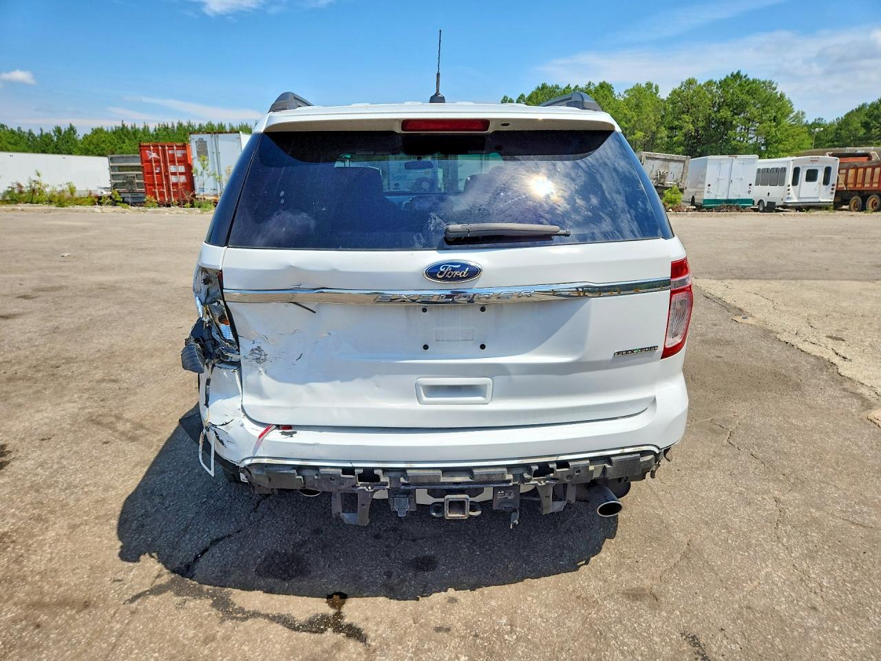 2013 Ford Explorer White vin: 1FM5K7B8XDGC23263