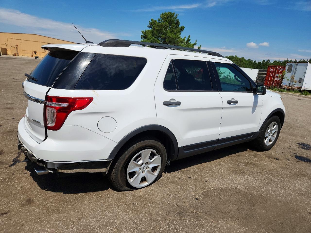 2013 Ford Explorer White vin: 1FM5K7B8XDGC23263