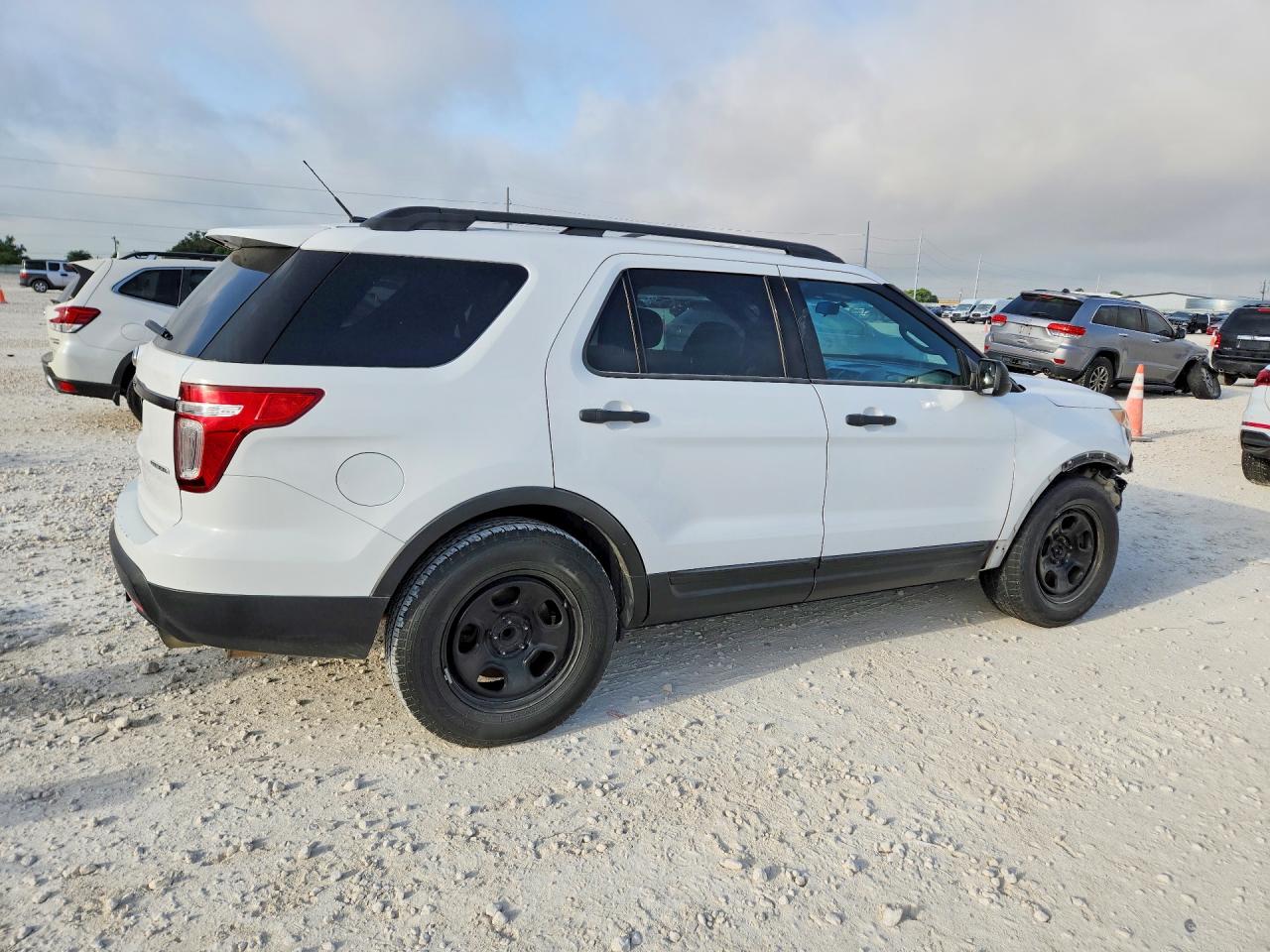 2013 Ford Explorer White vin: 1FM5K7B8XDGC29404