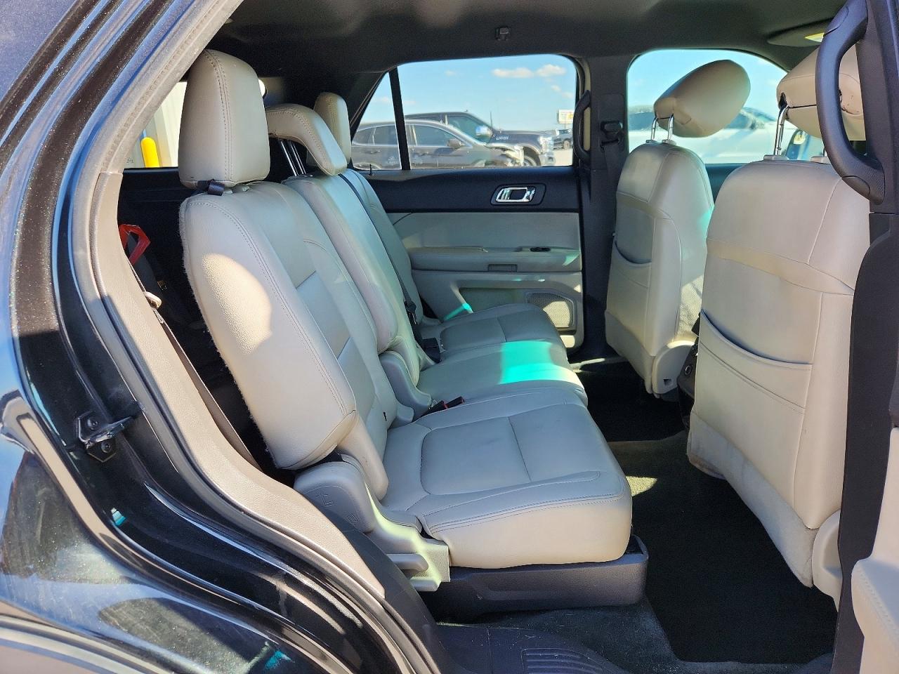 2014 Ford Explorer Black vin: 1FM5K7B8XEGB17462