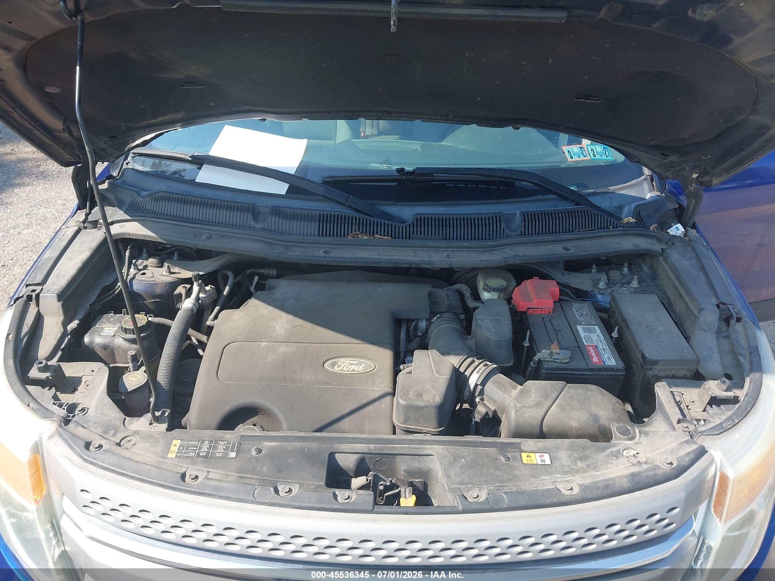 2015 Ford Explorer   Blue vin: 1FM5K7B8XFGA44109