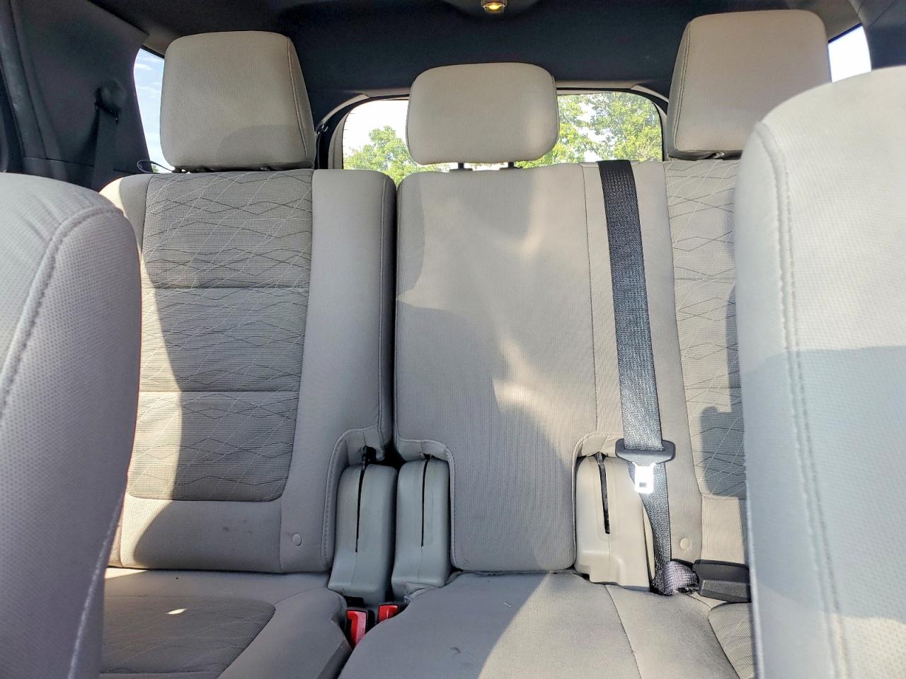2015 Ford Explorer White vin: 1FM5K7B8XFGA64621