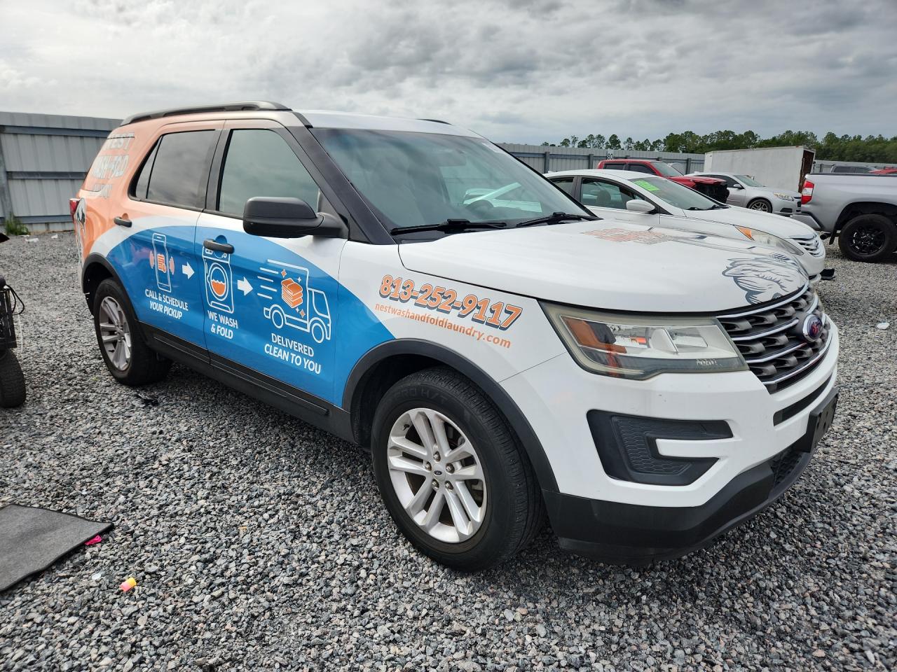 2016 Ford Explorer White vin: 1FM5K7B8XGGA32740