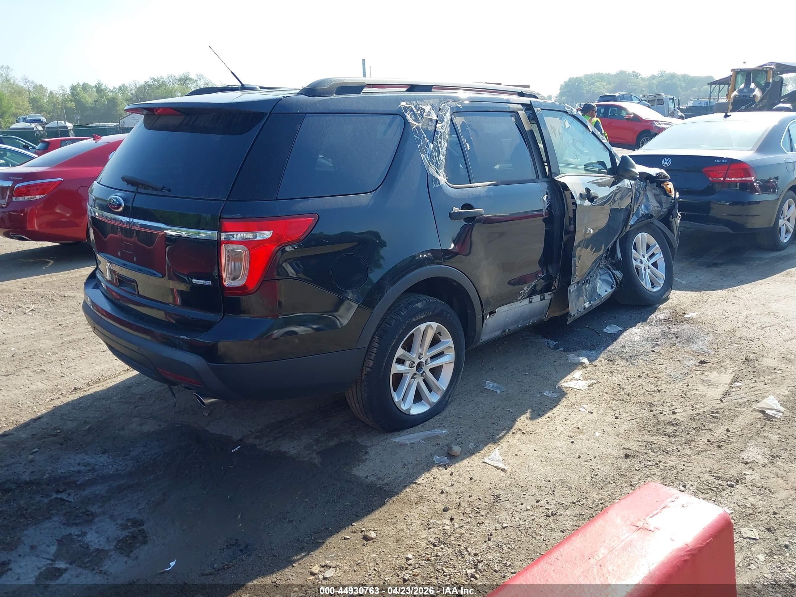 2013 Ford Explorer   Black vin: 1FM5K7B91DGC64096