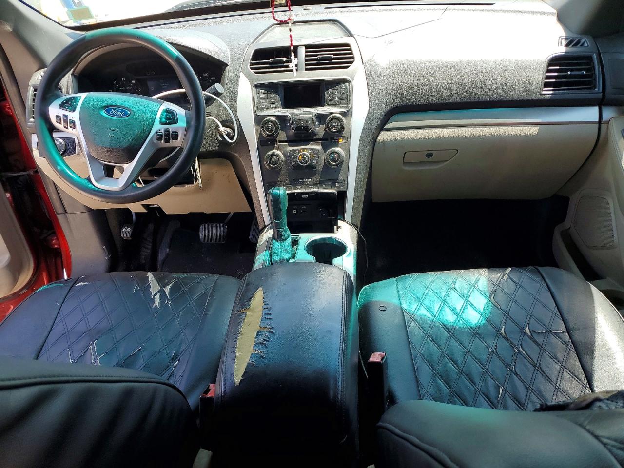 2015 Ford Explorer Красный vin: 1FM5K7B97FGB33015