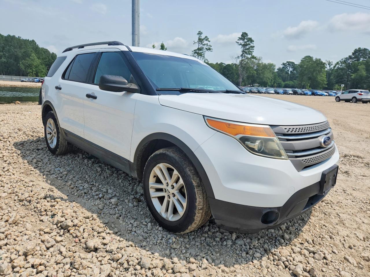 2015 Ford Explorer Белый vin: 1FM5K7B99FGB13686