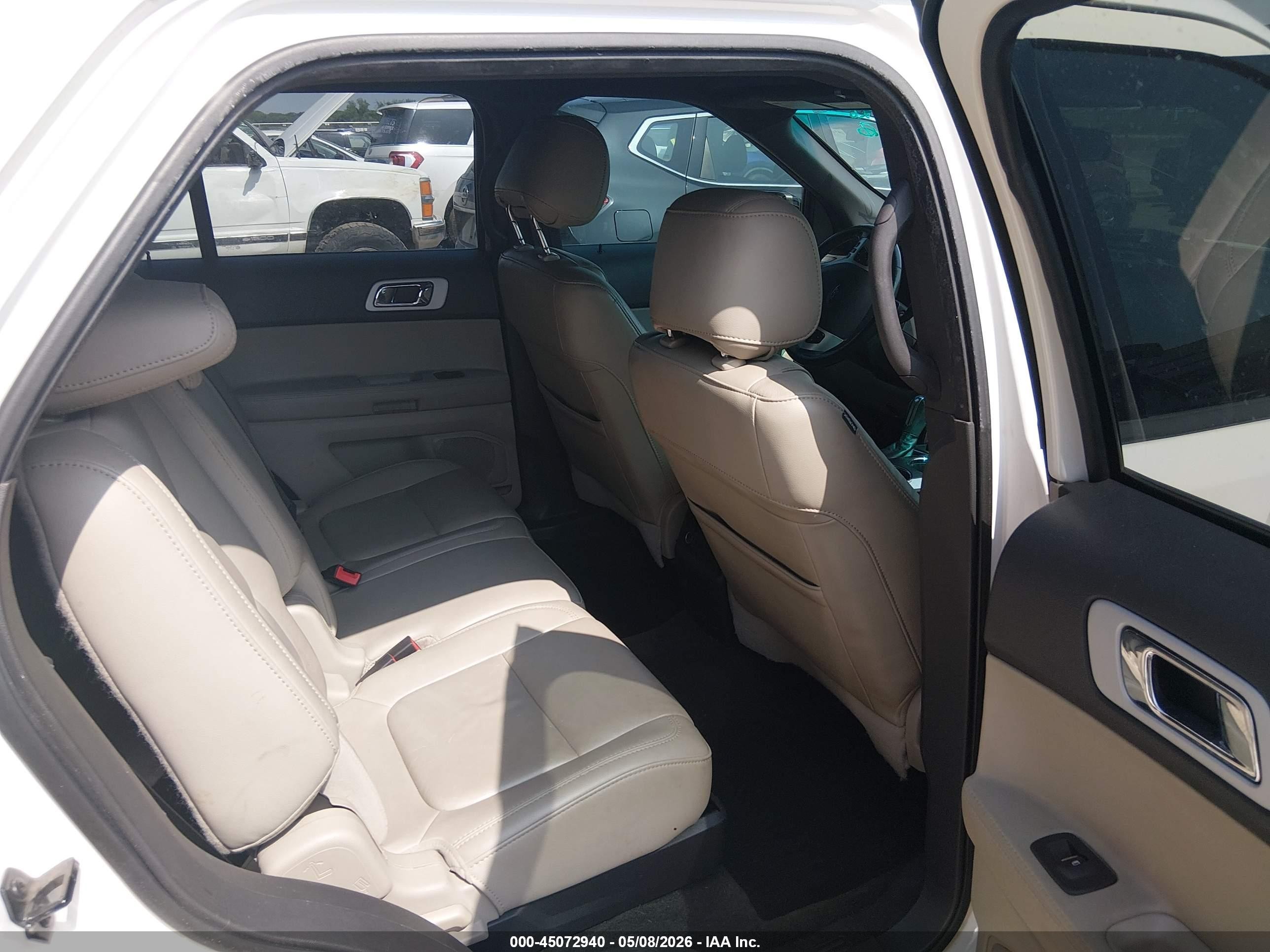 2013 Ford Explorer Xlt White vin: 1FM5K7D80DGC19588